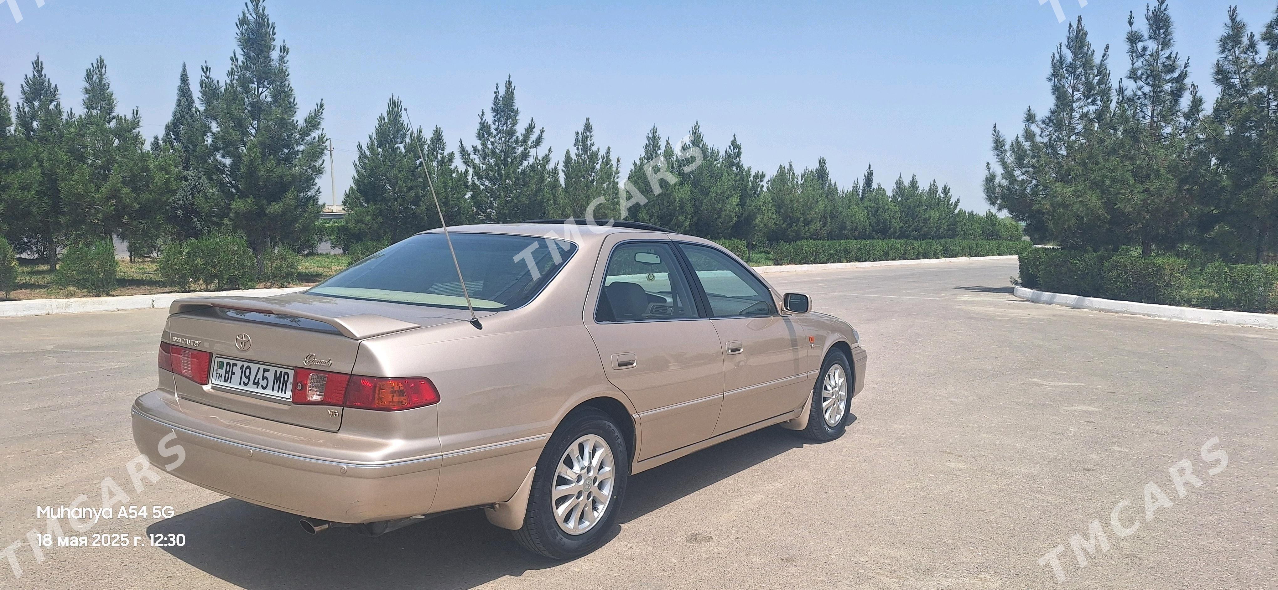 Toyota Camry 2001 - 220 000 TMT - Байрамали - img 3