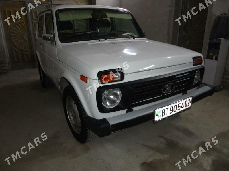 Lada Niva 2003 - 36 000 TMT - Гурбансолтан Едже - img 2