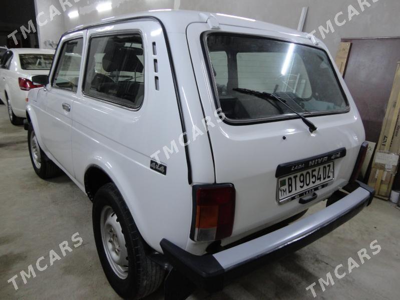 Lada Niva 2003 - 36 000 TMT - Гурбансолтан Едже - img 7