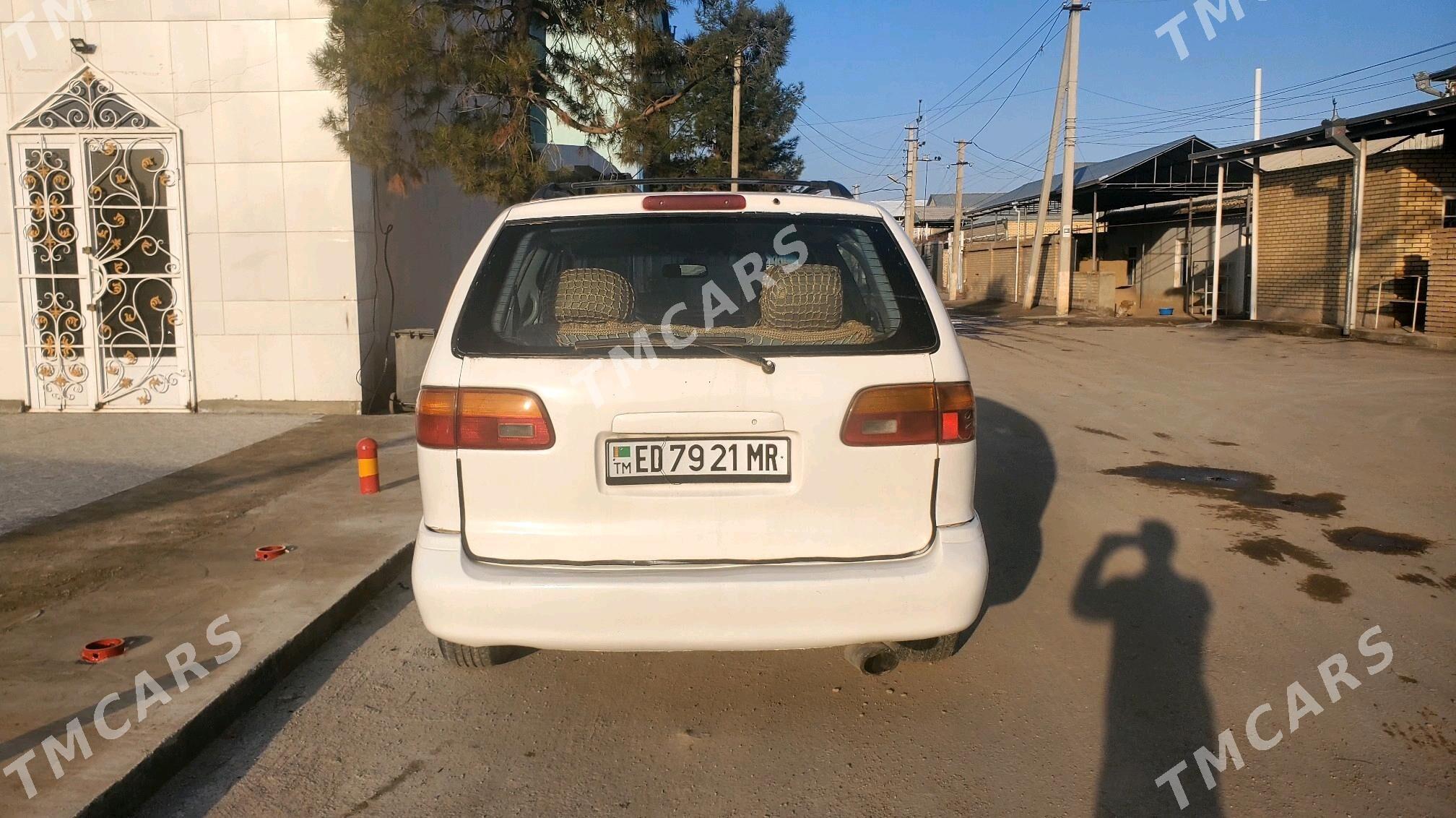 Toyota Sienna 2000 - 140 000 TMT - Мары - img 4