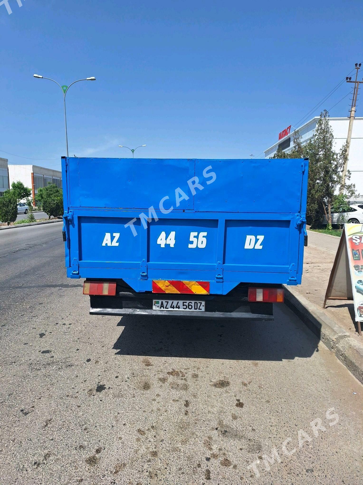 Dongfeng Captain 2011 - 180 000 TMT - Дашогуз - img 4