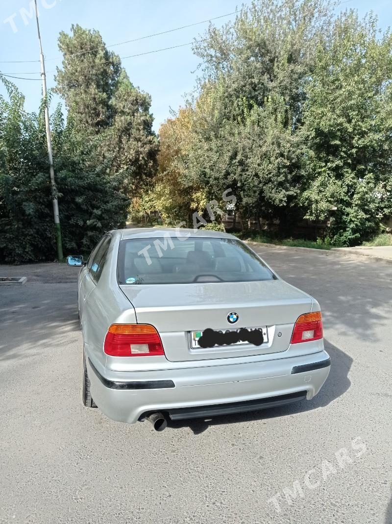 BMW E39 2000 - 105 000 TMT - Мары - img 3