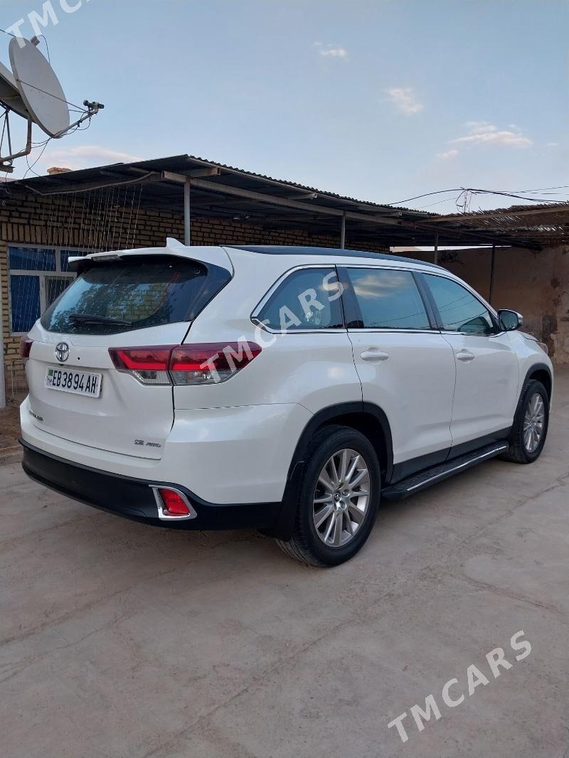 Toyota Highlander 2019 - 410 000 TMT - Tejen - img 3
