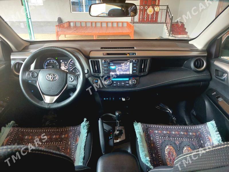 Toyota RAV4 2018 - 325 000 TMT - Halaç - img 6