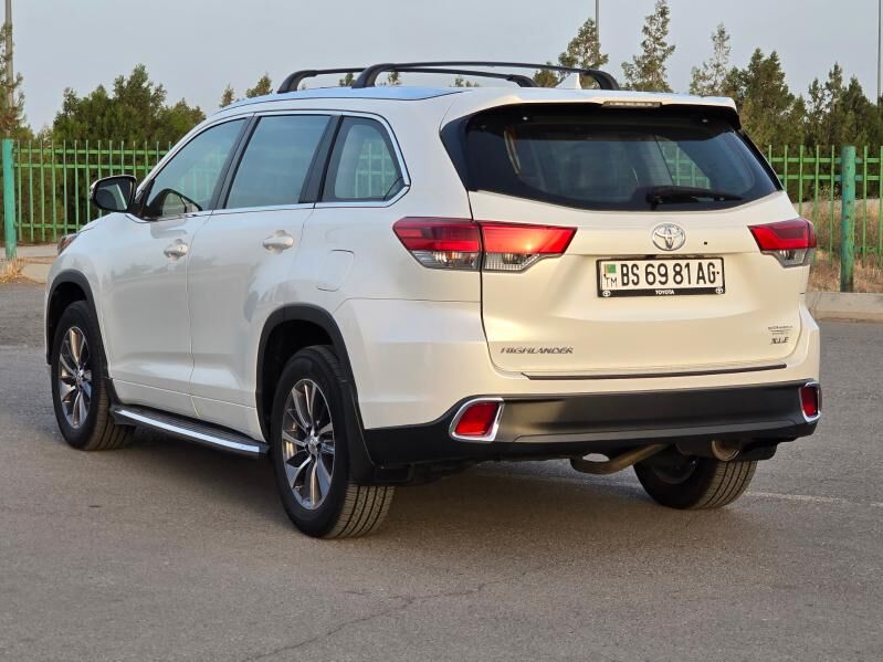Toyota Highlander 2019 - 485 000 TMT - Aşgabat - img 7