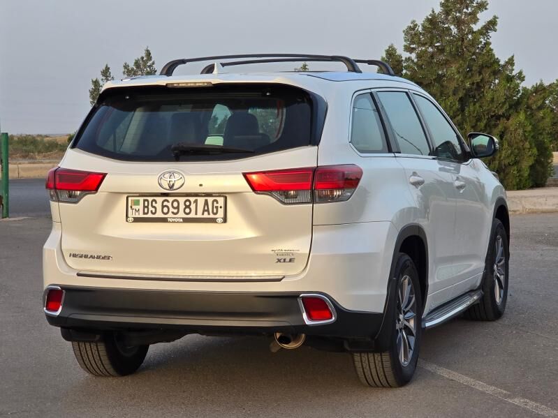 Toyota Highlander 2019 - 485 000 TMT - Aşgabat - img 8