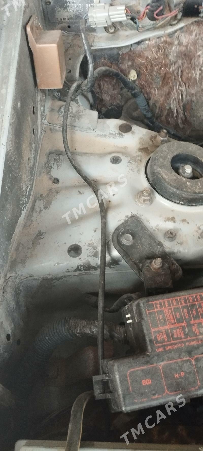 Nissan Pathfinder 2000 - 79 000 TMT - Tejen - img 5