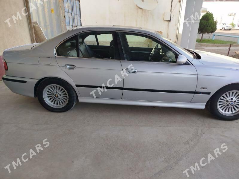 BMW 525 2000 - 120 000 TMT - Мары - img 5