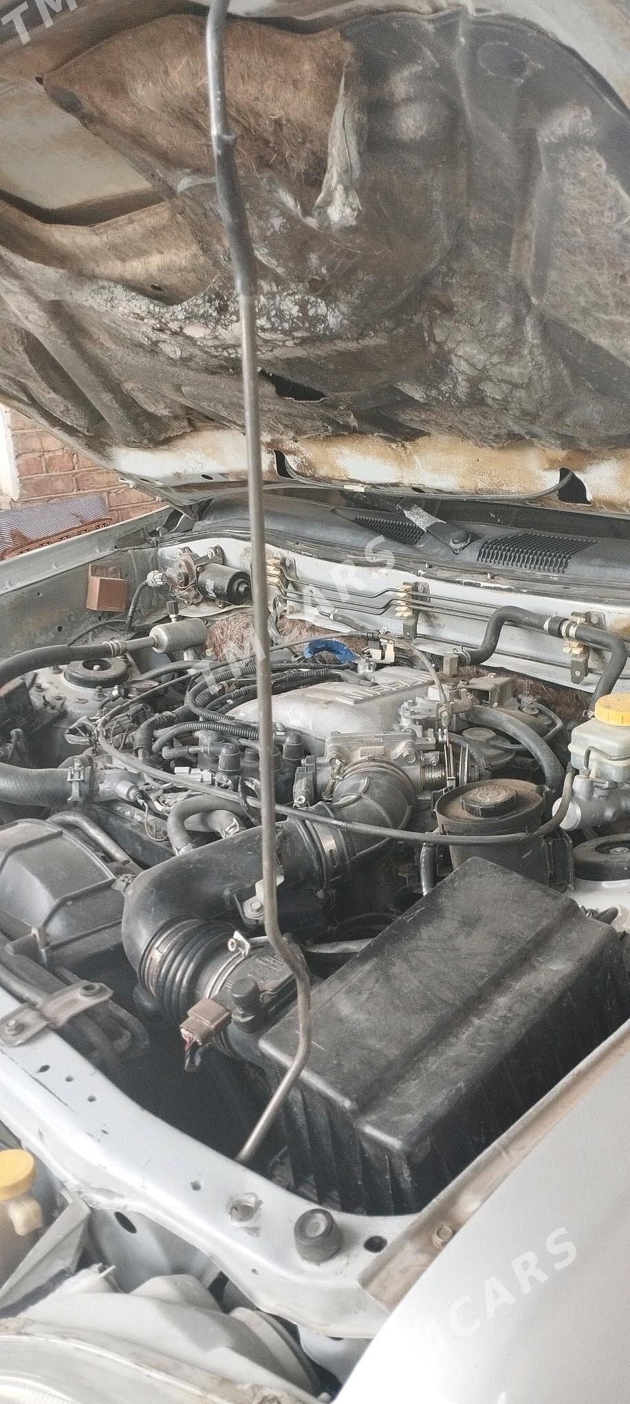 Nissan Pathfinder 2000 - 79 000 TMT - Tejen - img 8