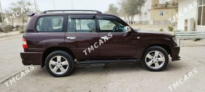 Toyota Land Cruiser 2001 - 200 000 TMT - Baýramaly - img 6