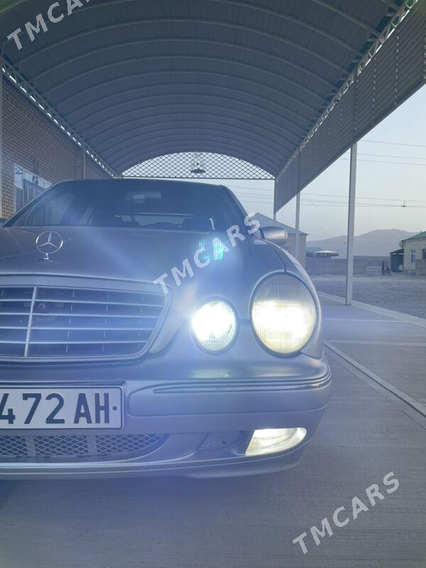Mercedes-Benz E430 2000 - 110 000 TMT - Bäherden - img 4