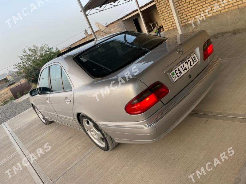 Mercedes-Benz E430 2000 - 110 000 TMT - Bäherden - img 2