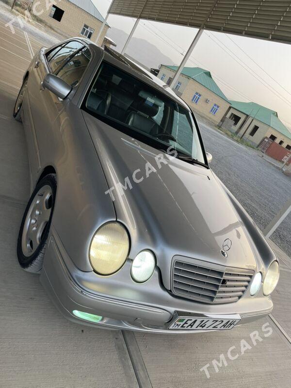 Mercedes-Benz E430 2000 - 110 000 TMT - Bäherden - img 5