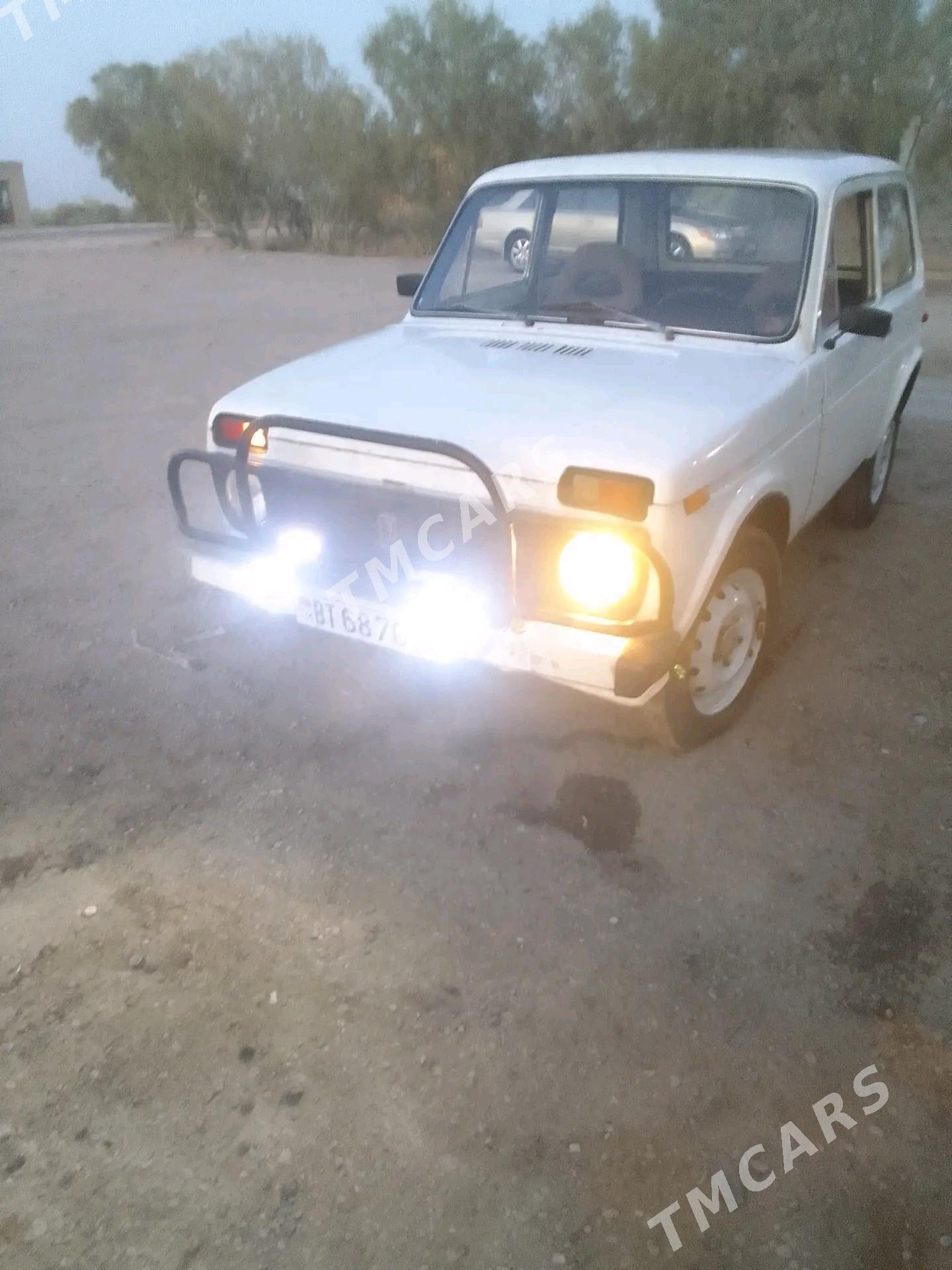 Lada Niva 1988 - 22 000 TMT - Гарабекевюл - img 1