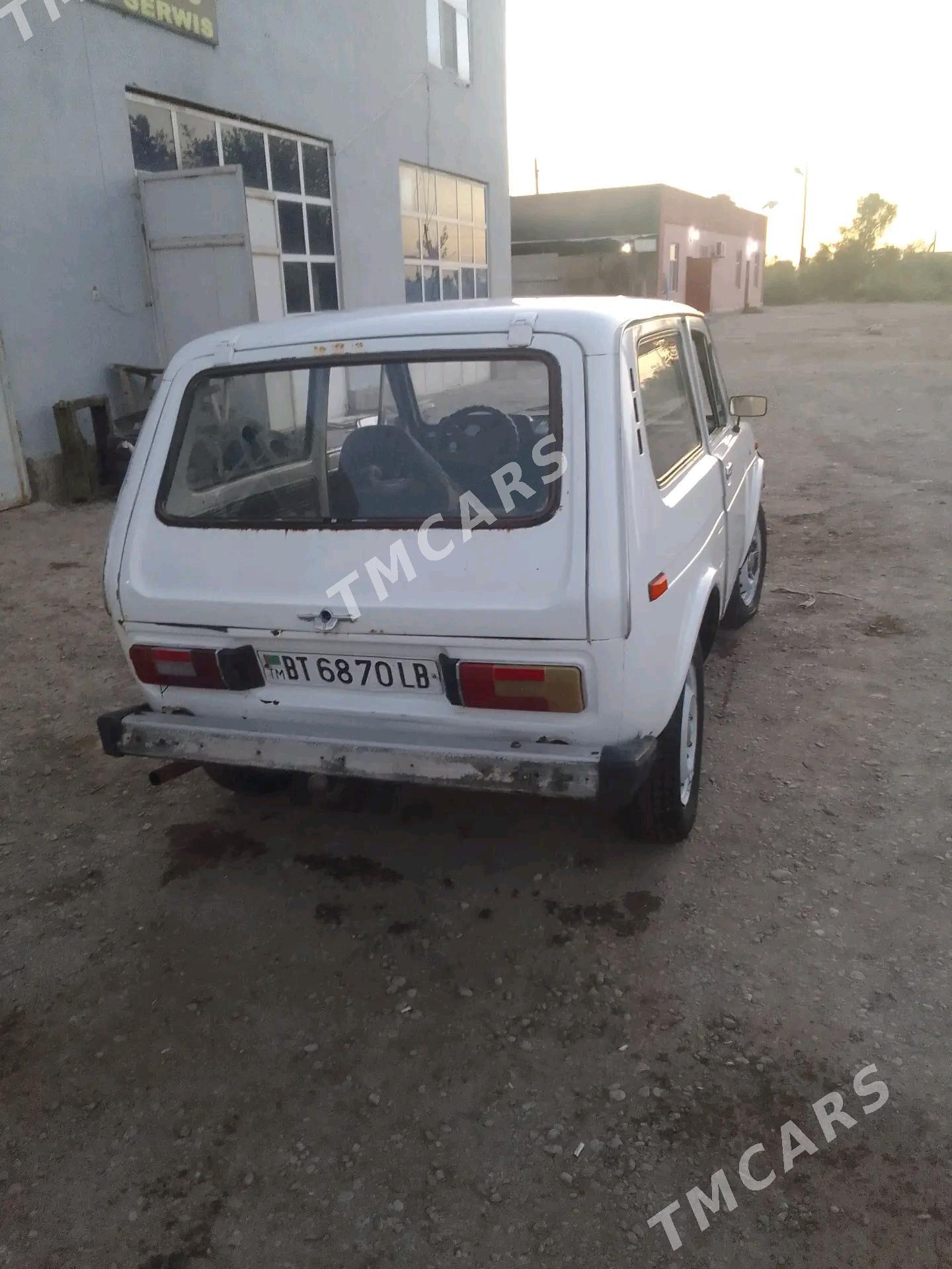 Lada Niva 1988 - 22 000 TMT - Гарабекевюл - img 3
