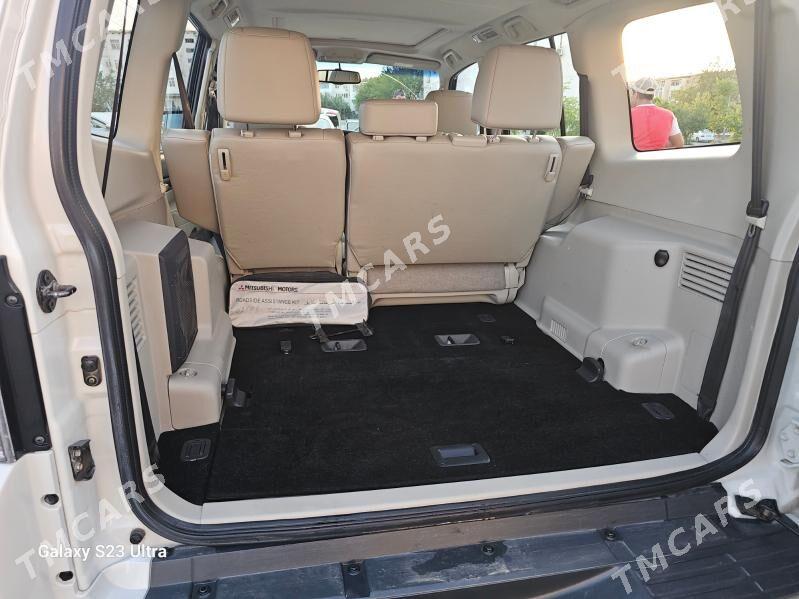 Mitsubishi Pajero 2015 - 290 000 TMT - 11 мкр - img 8