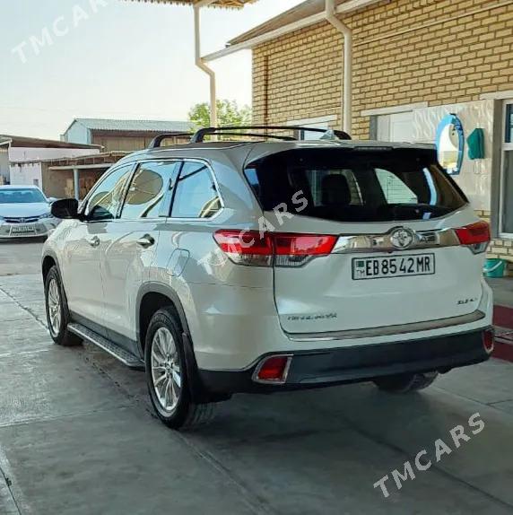 Toyota Highlander 2019 - 480 000 TMT - Сакарчага - img 2