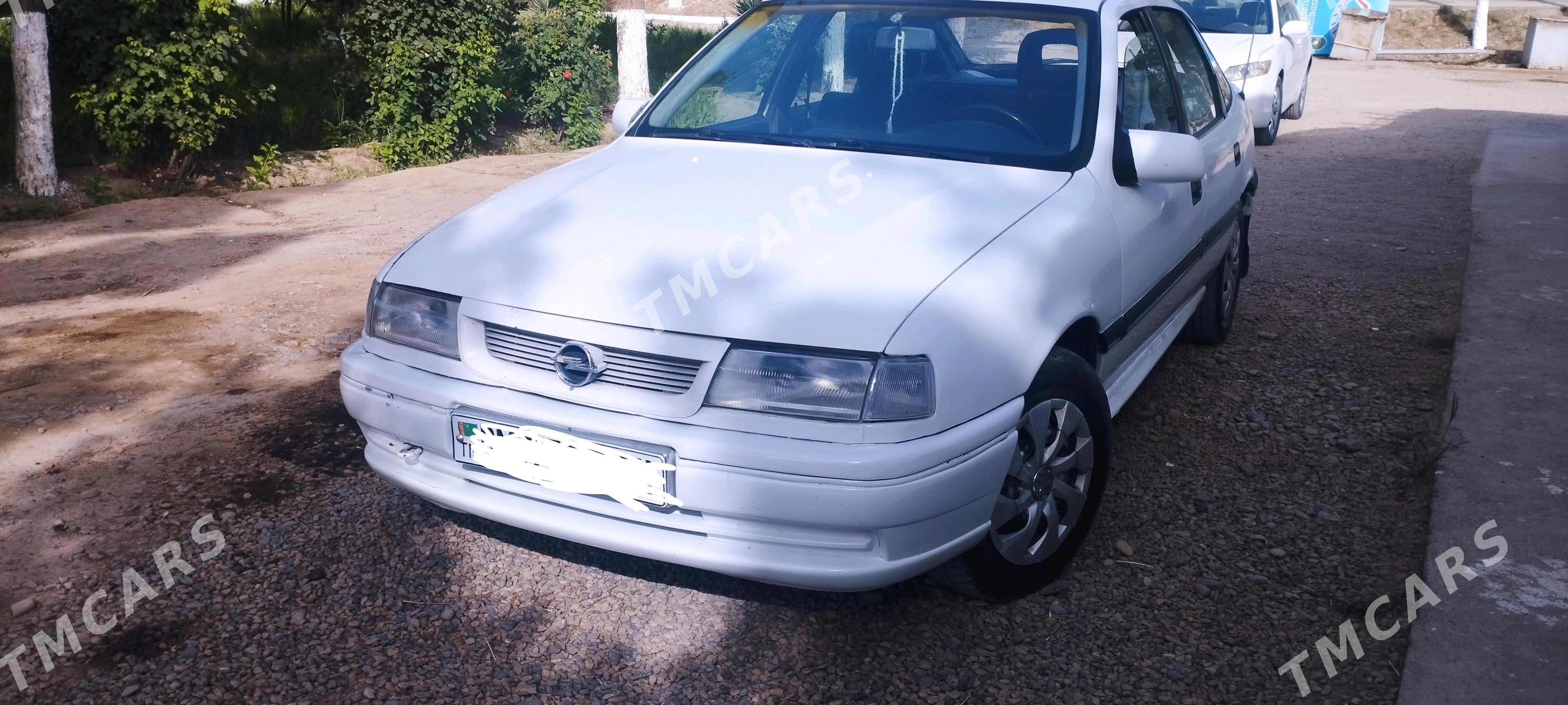 Opel Vectra 1993 - 30 000 TMT - Анев - img 4