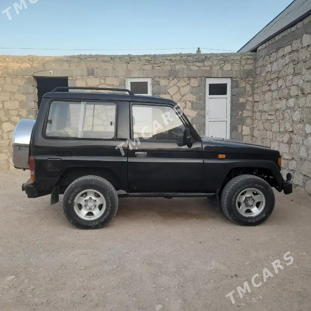Toyota Land Cruiser 1992 - 90 000 TMT - Туркменбаши - img 3