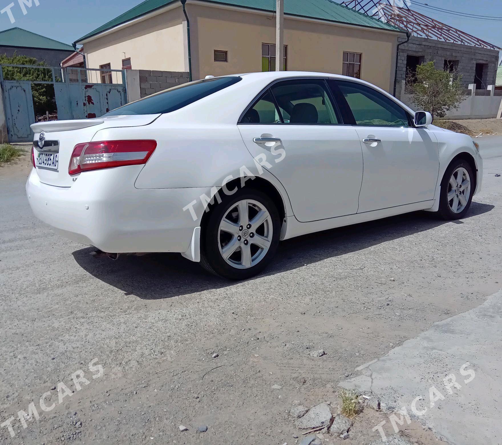 Toyota Camry 2010 - 165 000 TMT - Aşgabat - img 3