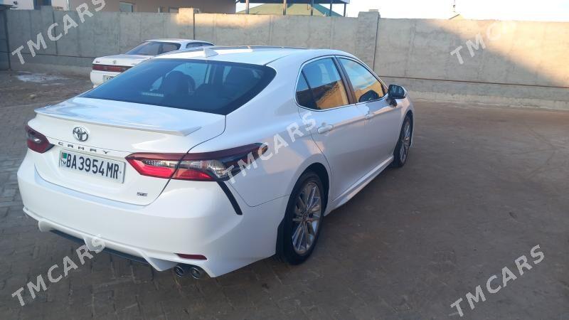 Toyota Camry 2021 - 310 000 TMT - Байрамали - img 5