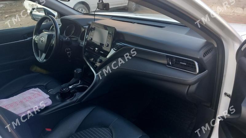Toyota Camry 2021 - 310 000 TMT - Байрамали - img 8