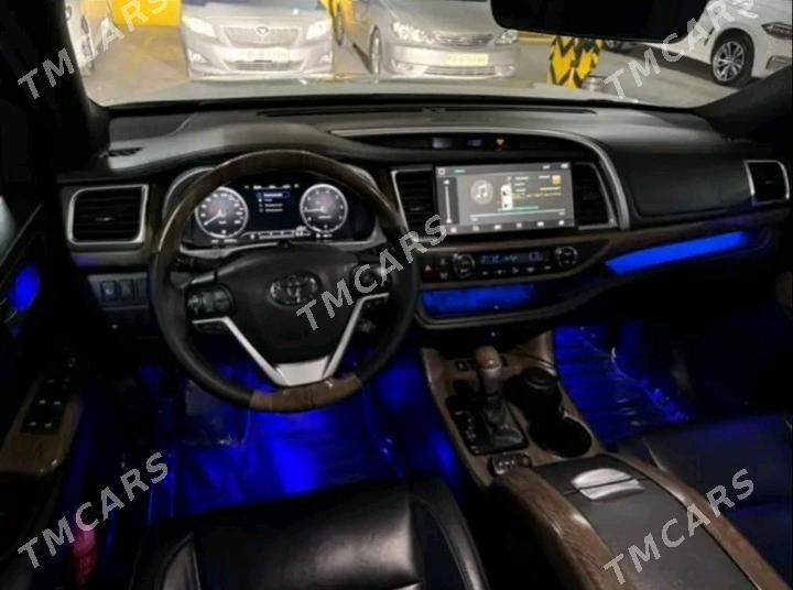 Toyota Highlander 2018 - 600 000 TMT - Дашогуз - img 6
