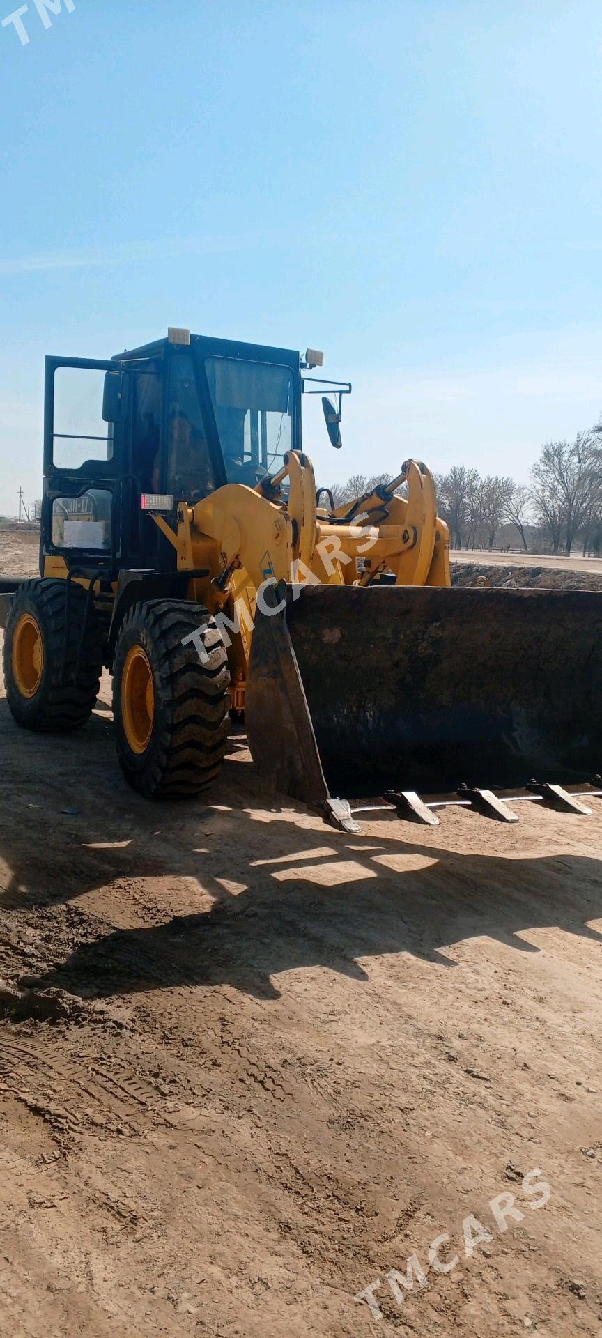 XCMG ZL50 2010 - 320 000 TMT - Daşoguz - img 3