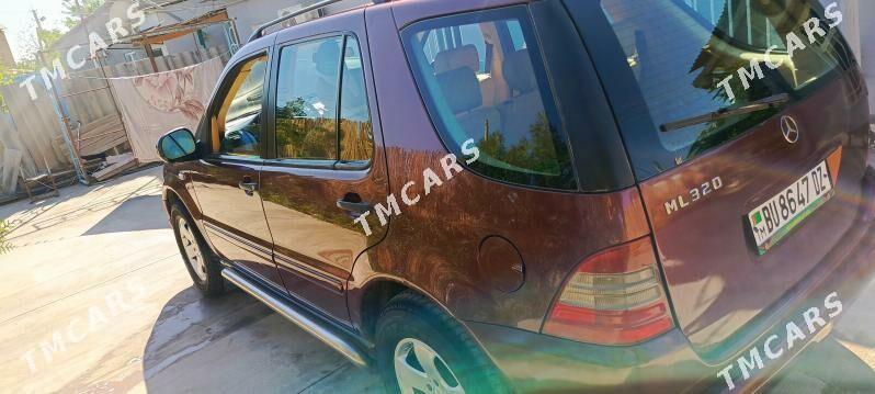 Mercedes-Benz M-Class 1998 - 70 000 TMT - Дашогуз - img 3