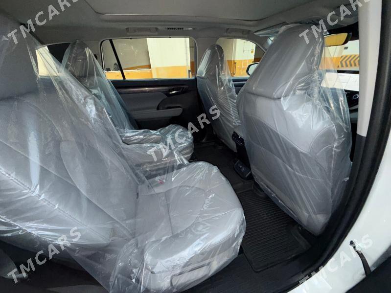 Toyota Highlander 2022 - 745 000 TMT - Ашхабад - img 2