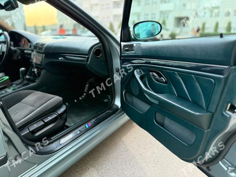 BMW E39 2001 - 129 000 TMT - Mary - img 6