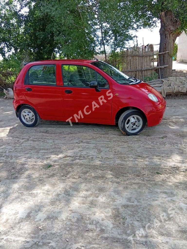 Daewoo Matiz 2002 - 30 000 TMT - Шабатский этрап - img 5