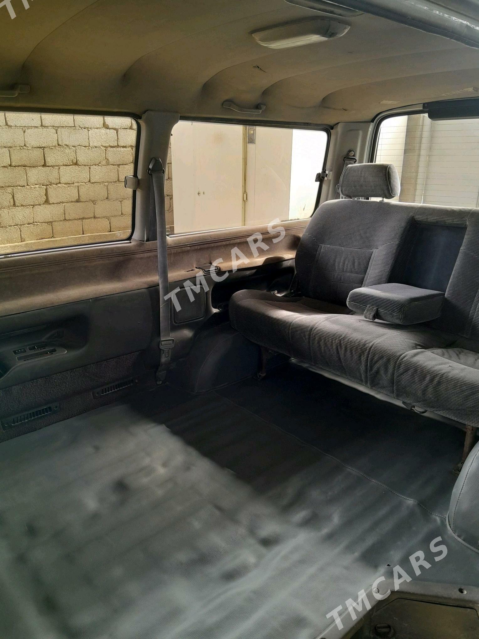 Toyota Hiace 1992 - 76 000 TMT - Tejen - img 5