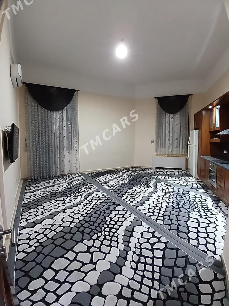 Срочно Нефтегаз 4ком 240м² - Aşgabat - img 2