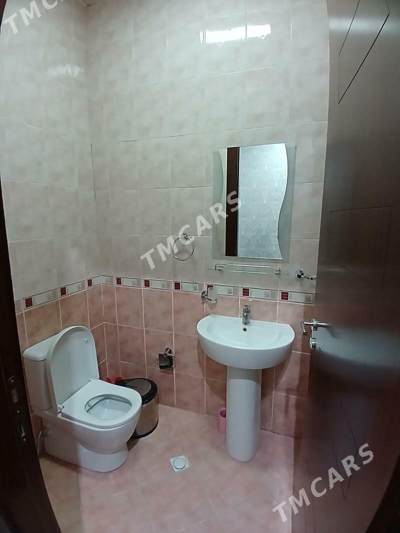 Срочно Нефтегаз 4ком 240м² - Aşgabat - img 6
