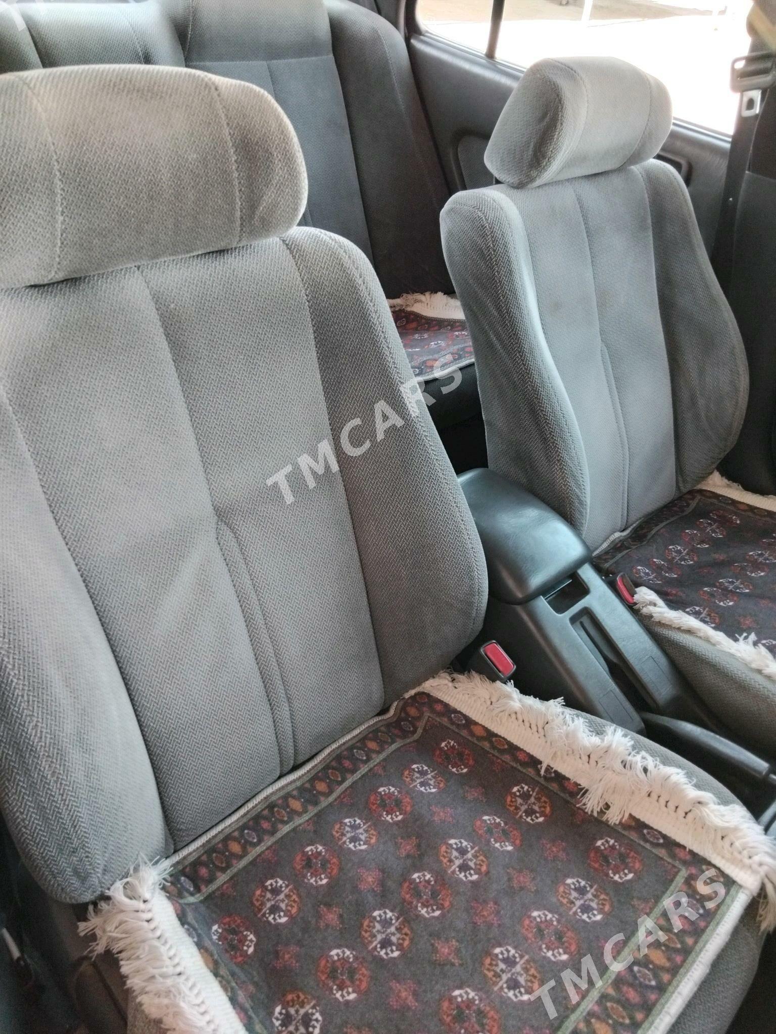 Toyota Camry 1994 - 83 000 TMT - Серахс - img 3