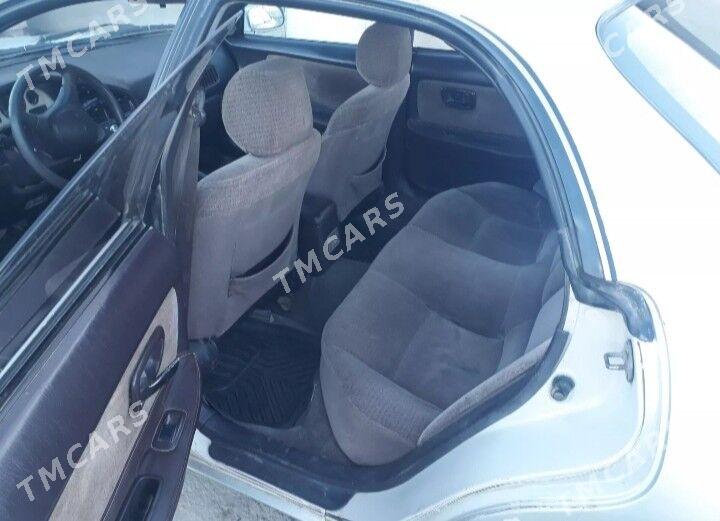 Toyota Carina 1995 - 35 000 TMT - Мары - img 5