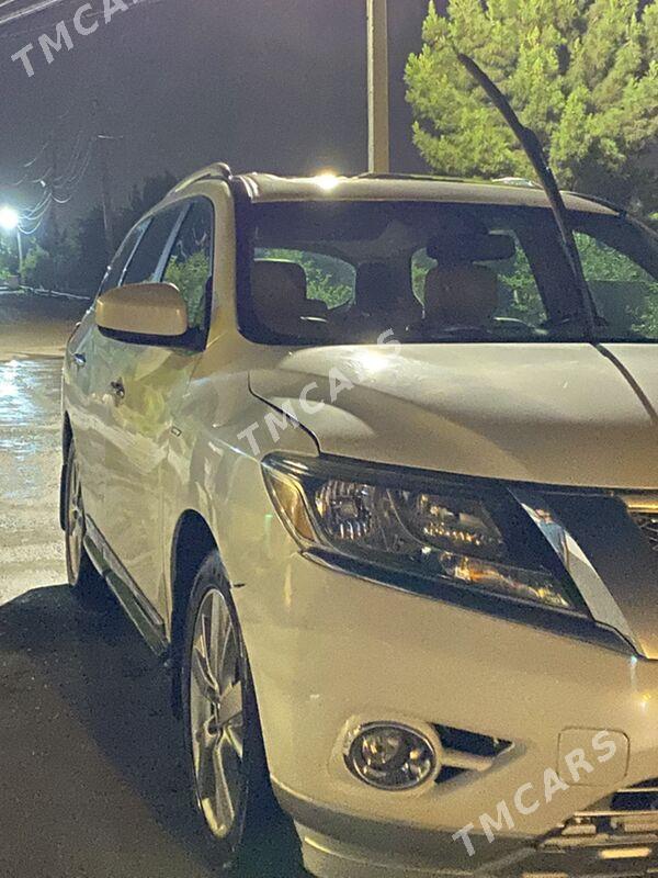 Nissan Pathfinder 2016 - 225 000 TMT - Багир - img 10