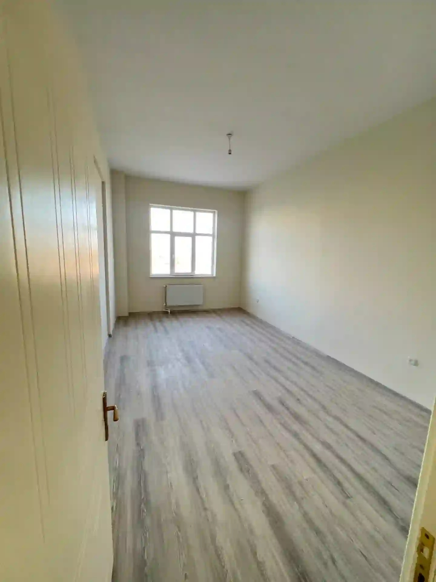 Satlyk Pol elitka 4 Kom 180 m² - Änew - img 2