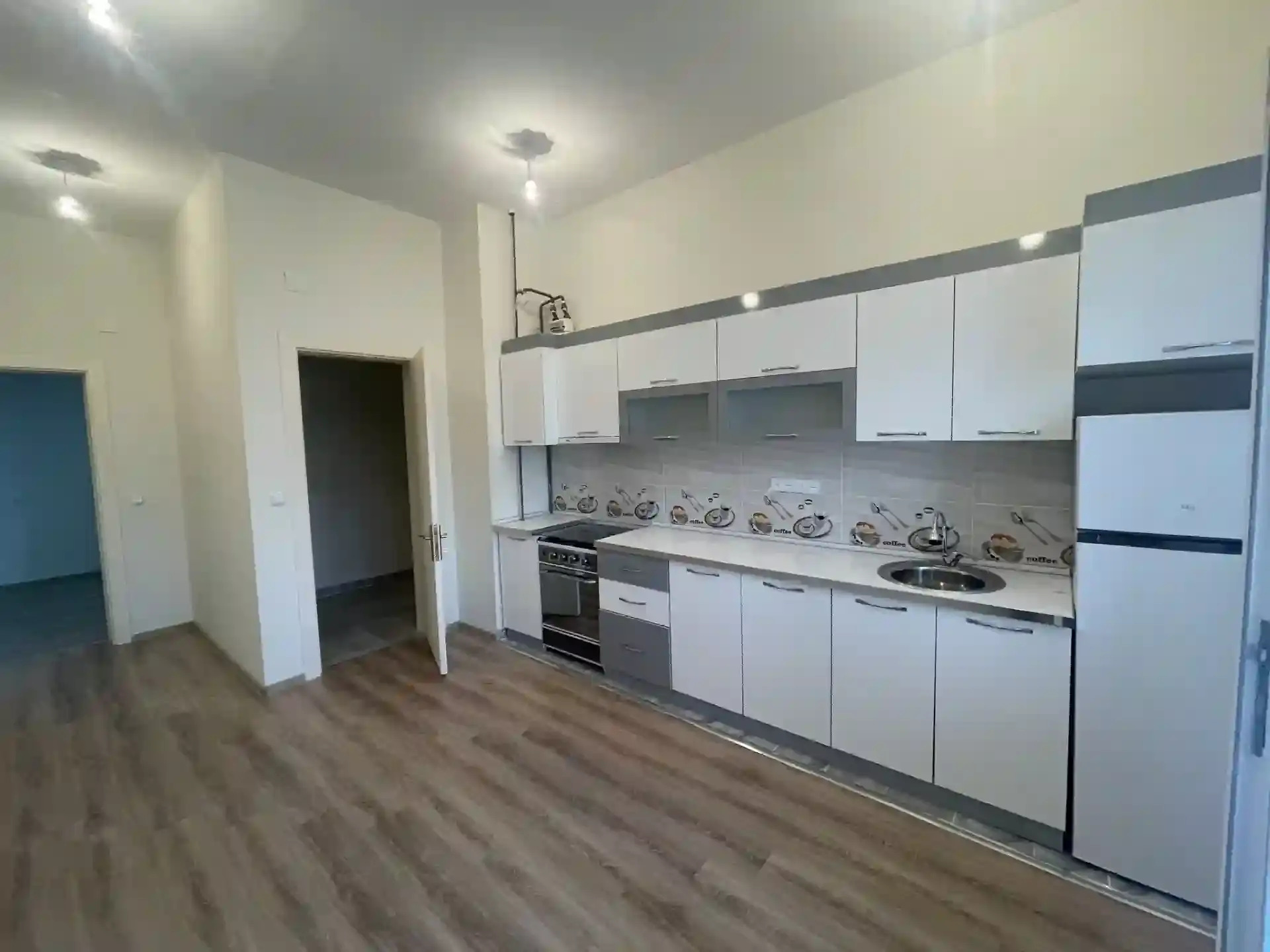 Satlyk Pol elitka 4 Kom 180 m² - Änew - img 8