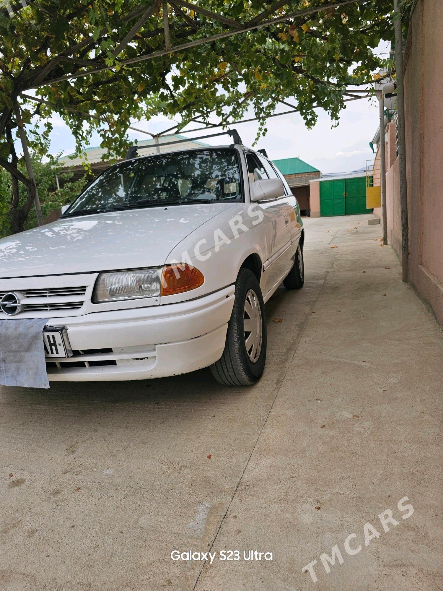 Opel Astra 1992 - 33 000 TMT - Bäherden - img 2