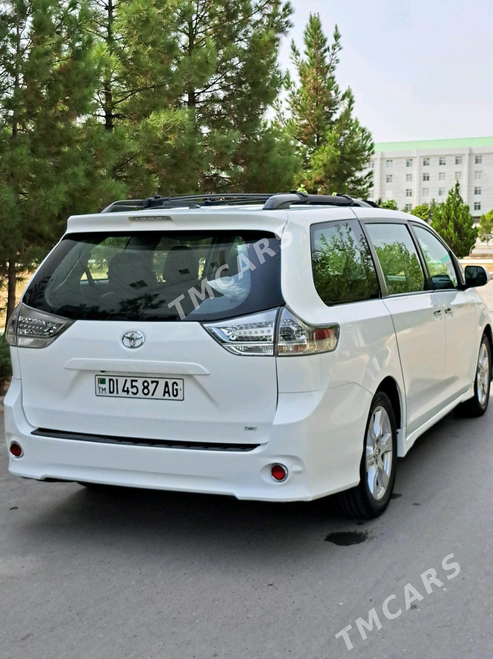 Toyota Sienna 2017 - 330 000 TMT - Ашхабад - img 5
