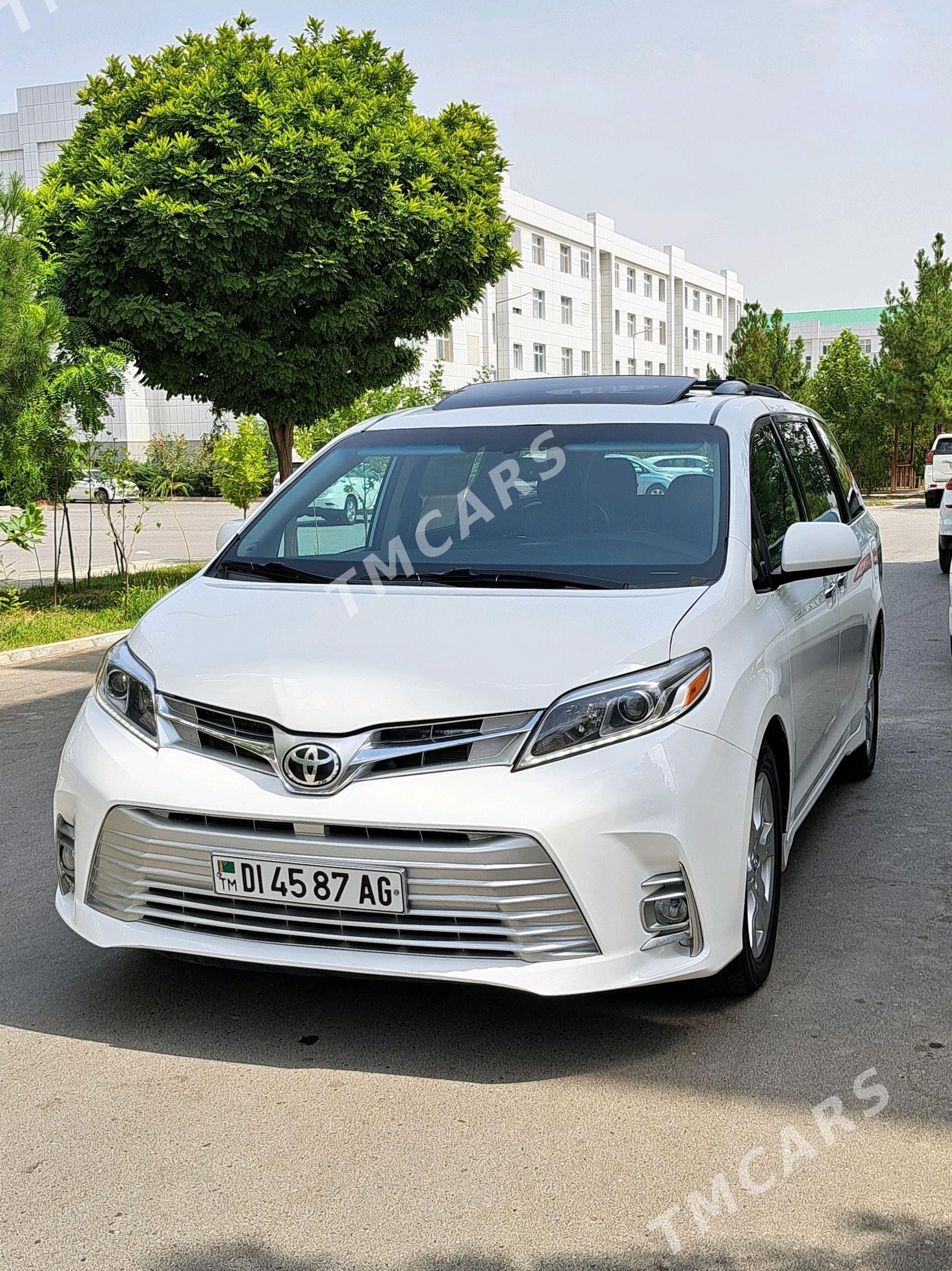 Toyota Sienna 2017 - 330 000 TMT - Ашхабад - img 7