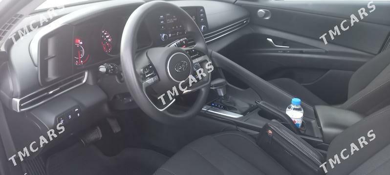 Hyundai Elantra 2022 - 250 000 TMT - Ашхабад - img 4