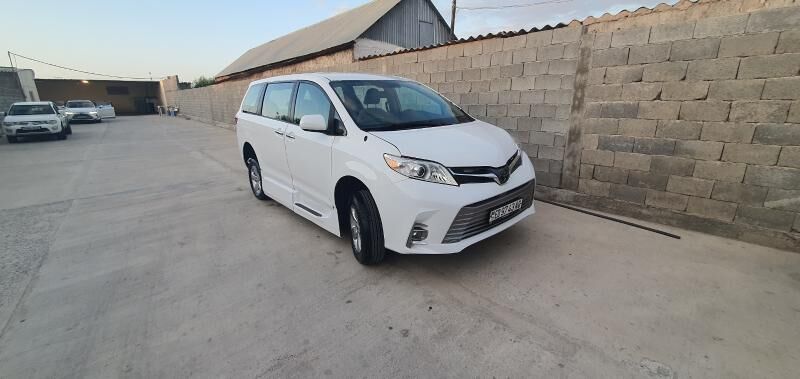 Toyota Sienna 2020 - 266 000 TMT - Ашхабад - img 5