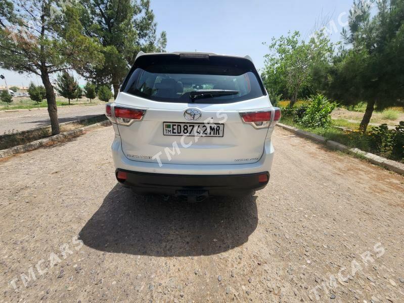Toyota Highlander 2016 - 375 000 TMT - Мары - img 2