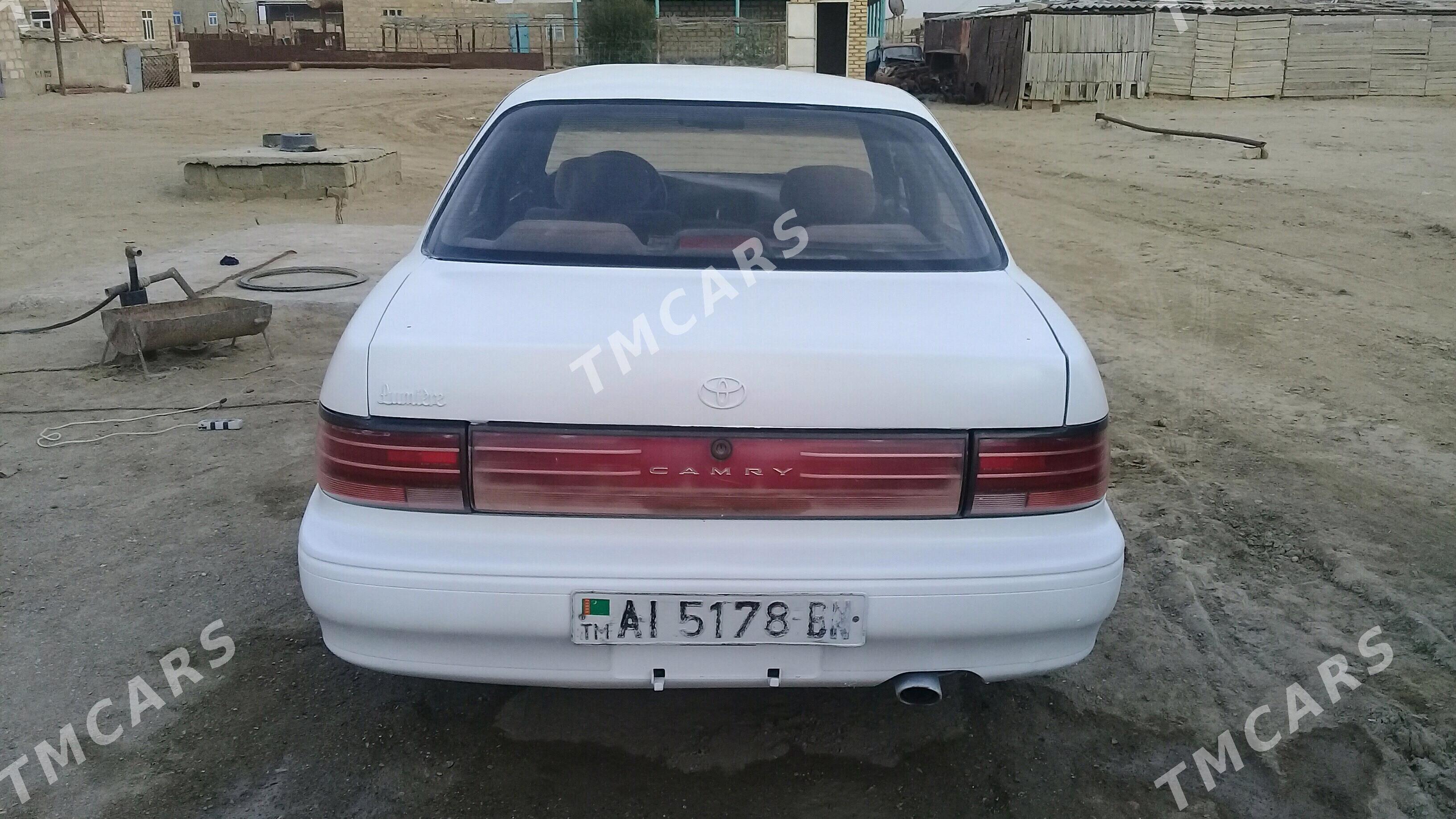 Toyota Camry 1992 - 35 000 TMT - Gumdag - img 3