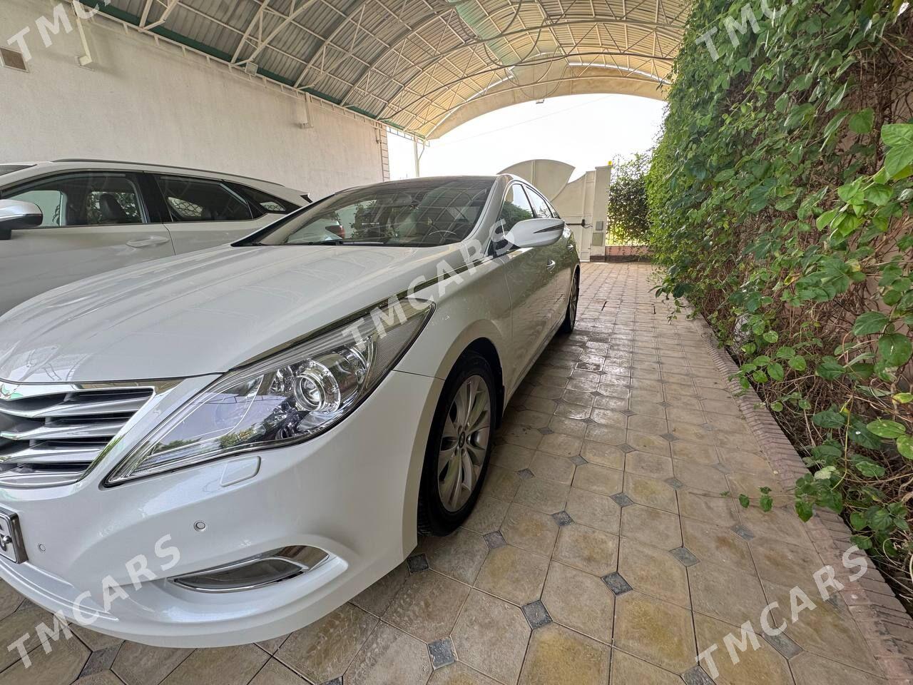 Hyundai Grandeur 2013 - 300 000 TMT - Мир 2 - img 4