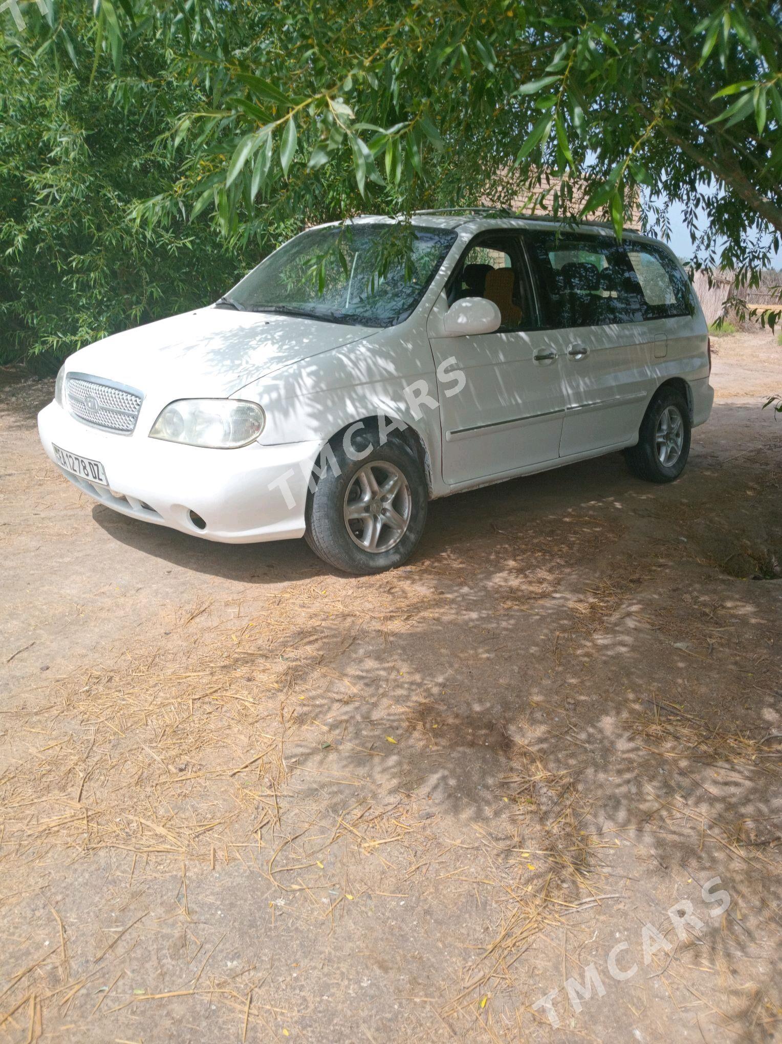 Kia Carnival 2005 - 50 000 TMT - Köneürgenç - img 4