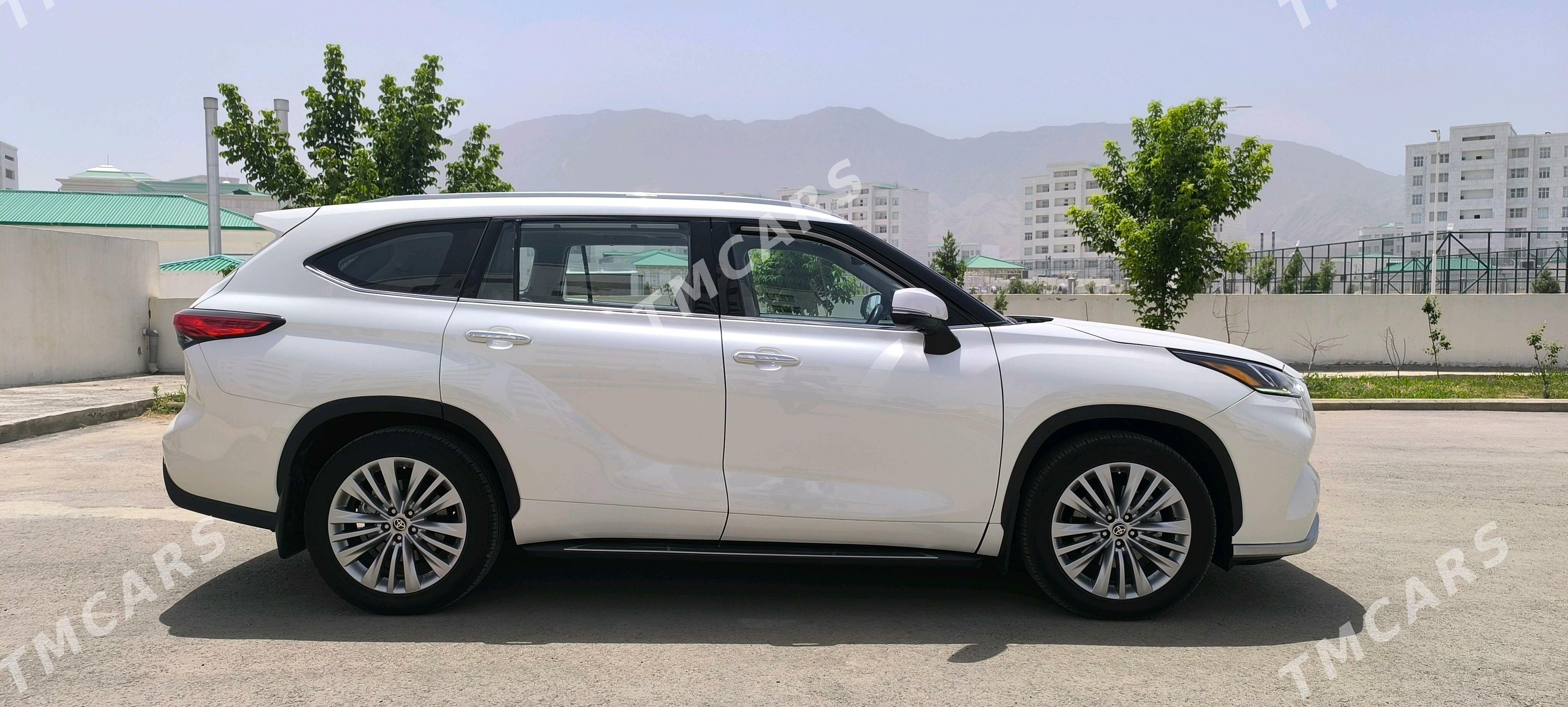 Toyota Highlander 2020 - 560 000 TMT - Ашхабад - img 4